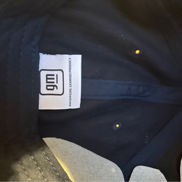 Black and Red Chevrolet Baseball Cap - Picture 2 of 3